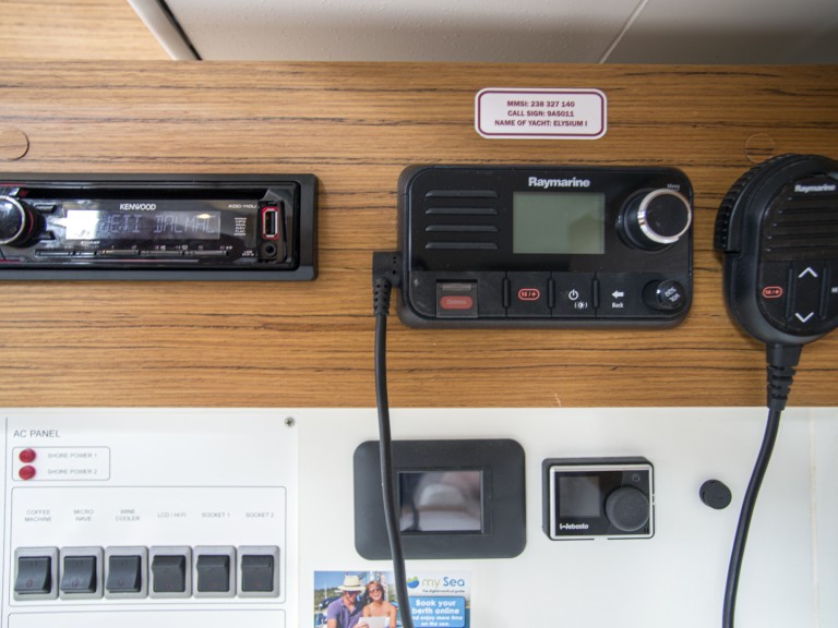 Bootsverleih Elan Elan Impression 50 (5+1cabins / 2+1 toilet) Seget Donji Samboat