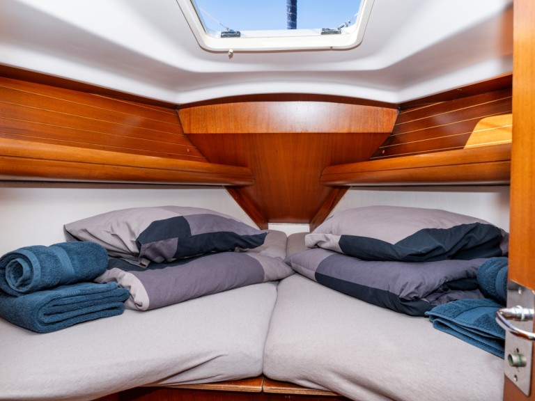 YachtCharter in Rabac - Elan Elan 333 auf SamBoat