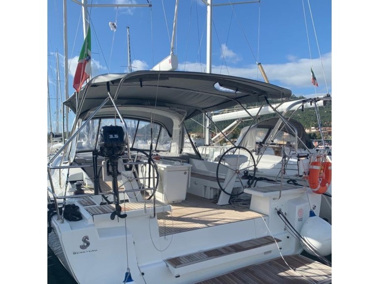 Segelboot mieten in Cannigione di Arzachena zum besten Preis
