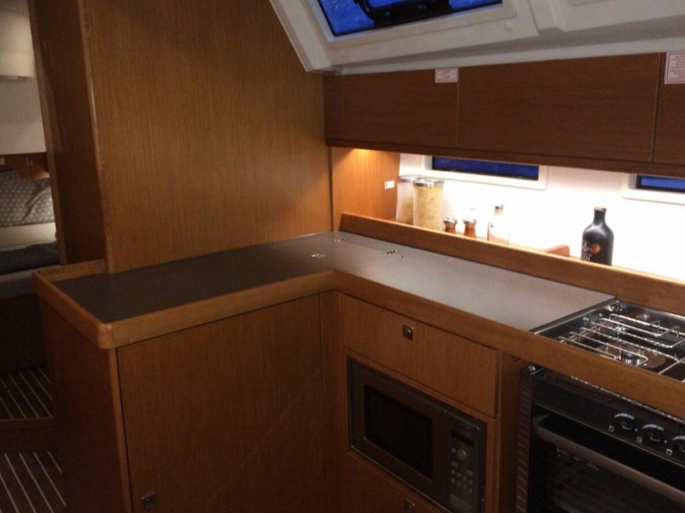 YachtCharter in Puntone - Bavaria Cruiser 46 auf SamBoat