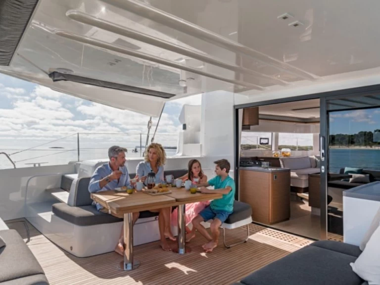 Vermietung Katamaran Lagoon mit Führerschein