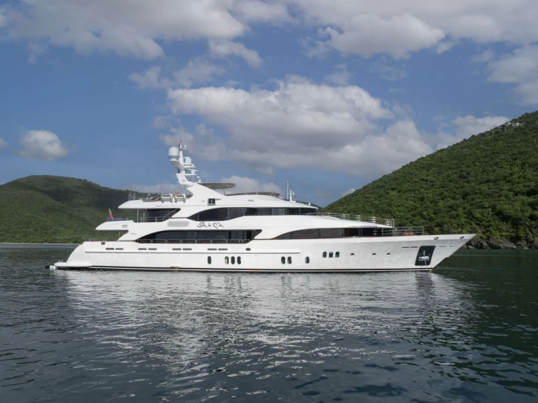 YachtCharter in Portsmouth - Benetti SUR LA MER  auf SamBoat