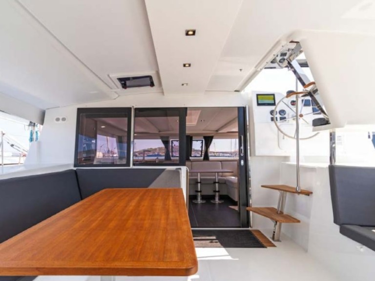 Bootsverleih Fountaine Pajot Isla 40 Pálairos Samboat