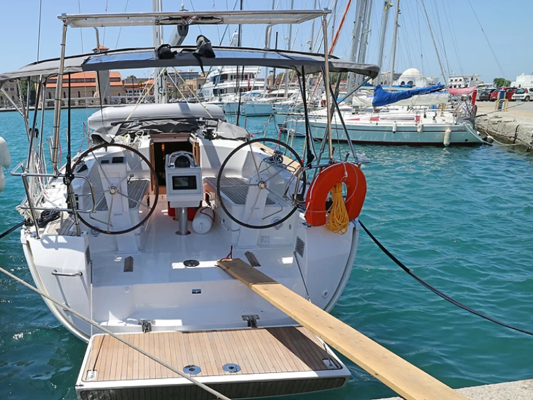 Segelboot mieten in Rhodos zum besten Preis