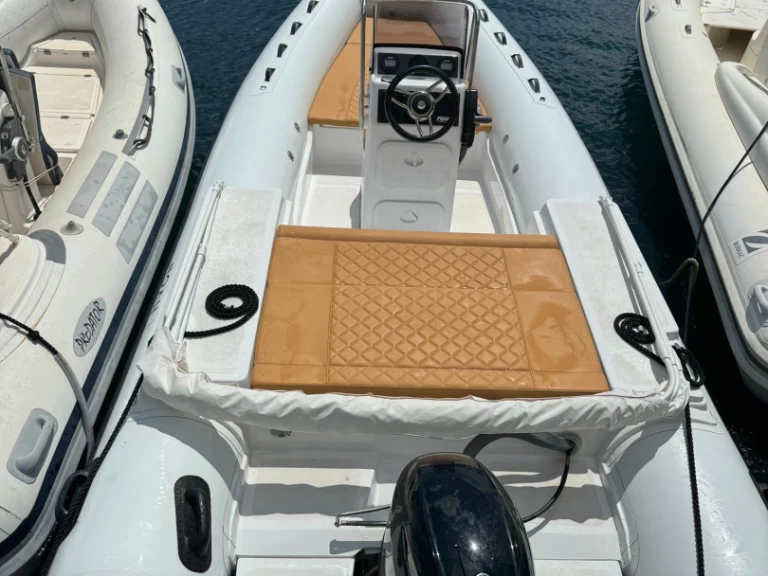 Schlauchboot mieten in Palermo zum besten Preis