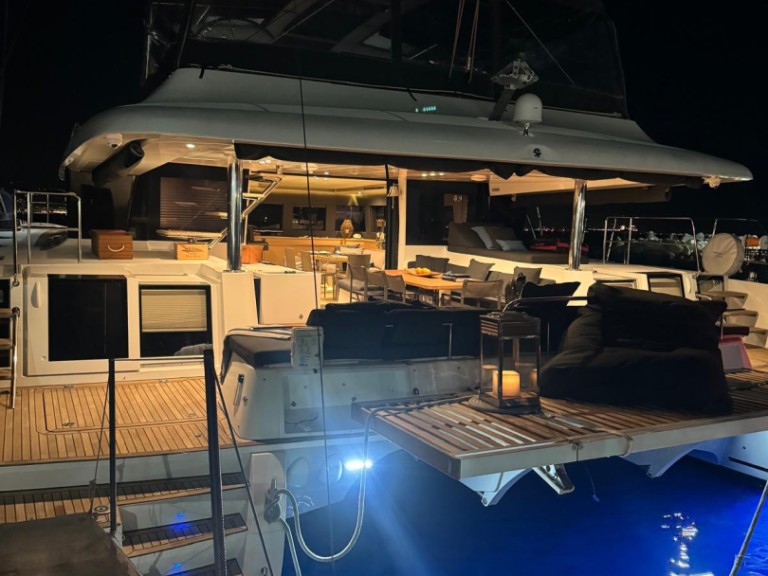 Boot mieten Salerno günstig Lagoon 620