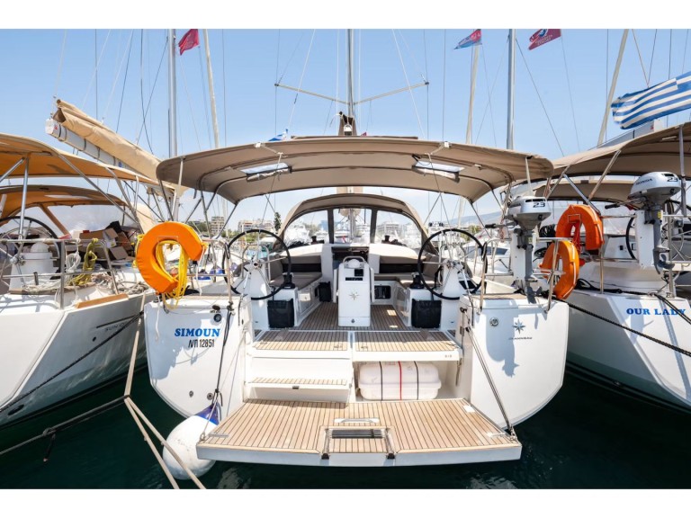 Segelboot mit oder ohne Skipper Jeanneau mieten in Lefkáda