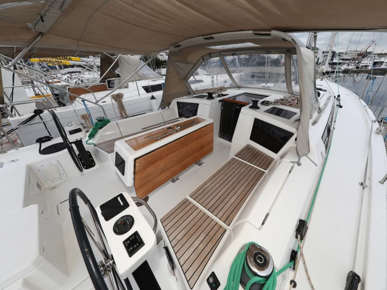 YachtCharter in Trogir - Dufour Dufour 390 GL auf SamBoat