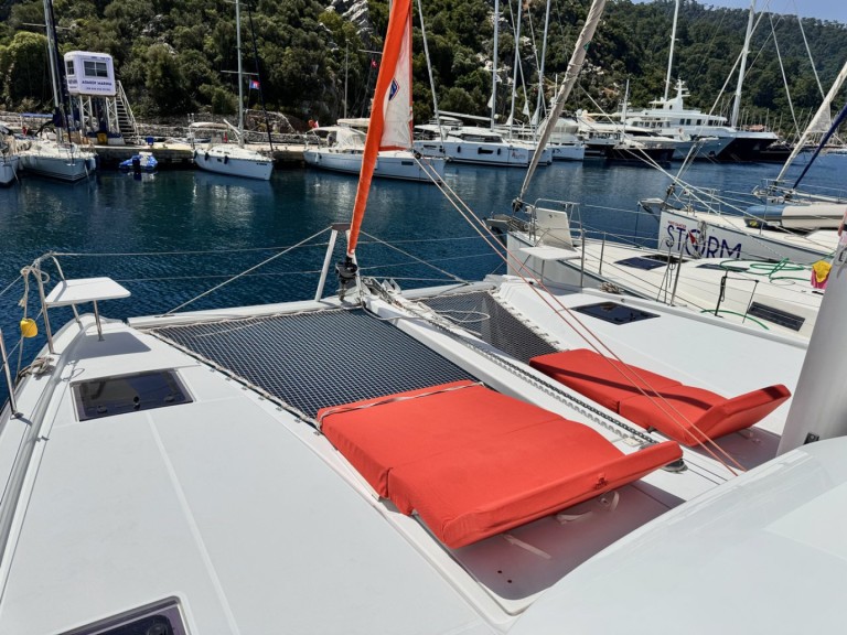 Katamaran mit oder ohne Skipper Excess mieten in Adaköy