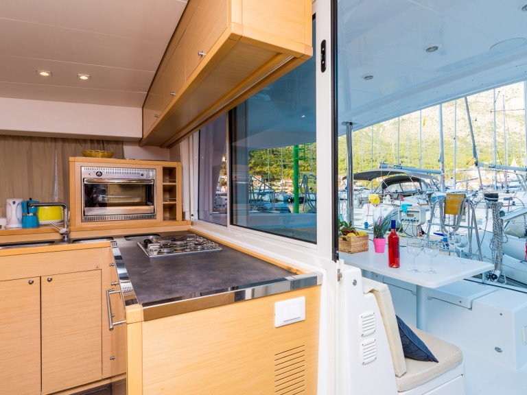 Bootsverleih Lagoon Lagoon 400 S2 Trogir Samboat