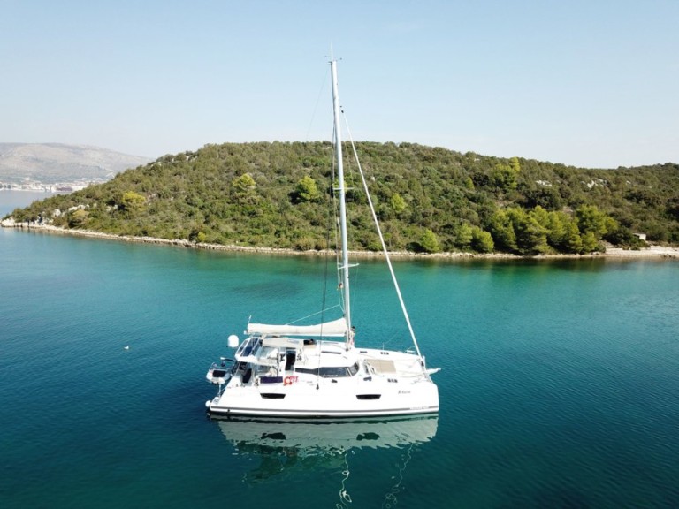 Katamaran mit oder ohne Skipper Fountaine Pajot mieten in Rogoznica