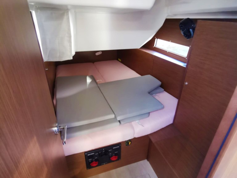 Segelboot mit oder ohne Skipper Bénéteau mieten in Pomer