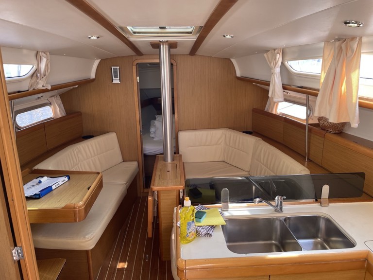 Segelboot mieten in Vinišće - Jeanneau Sun Odyssey 36i
