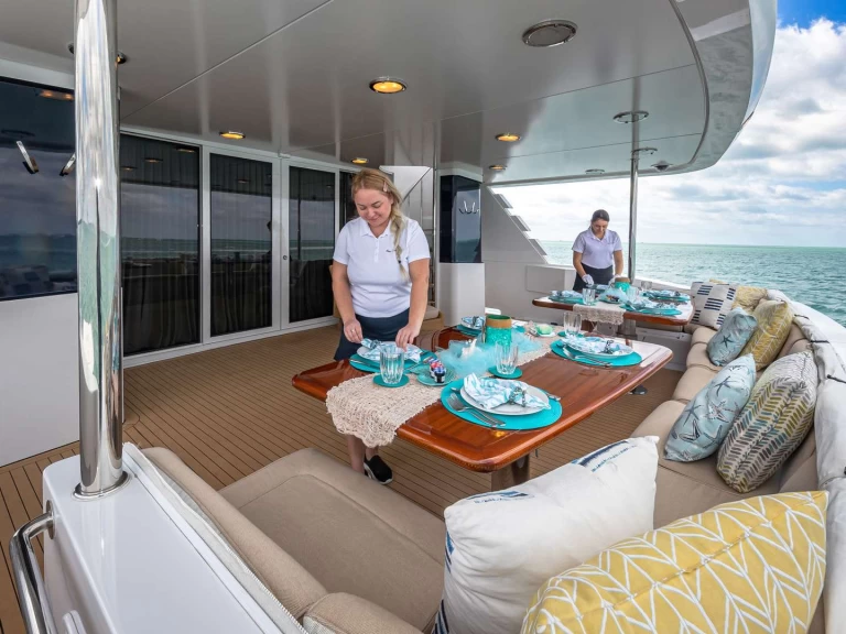 Boot mieten Antigua günstig EALU