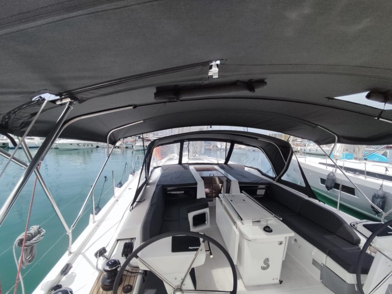 Bénéteau Oceanis 51.1 mieten Gouviá