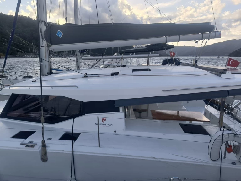 Bootsverleih Fountaine Pajot Isla 40 Adaköy Samboat