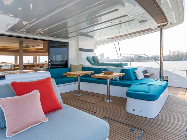 YachtCharter in Álimos - Lagoon Lagoon 55 auf SamBoat