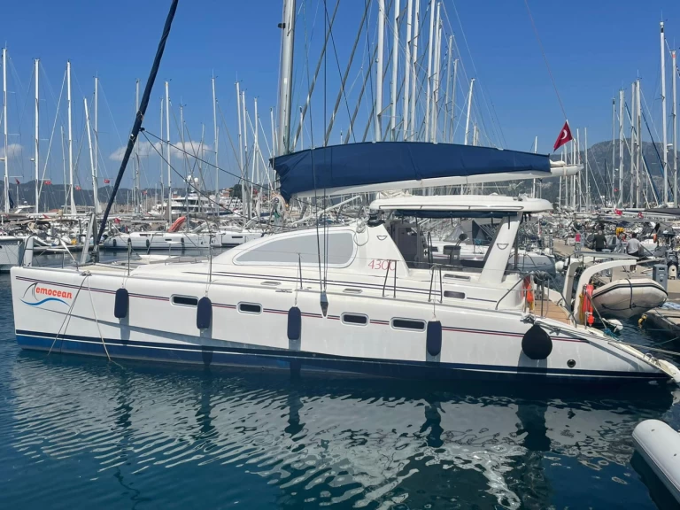 Ein Leopard Catamarans / Robertson & Caine Leopard 4300 mieten in Fethiye