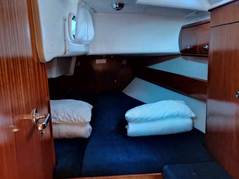 Ein Bavaria Bavaria 41 mieten in Gouviá