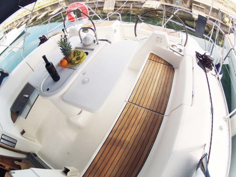 Segelboot mit oder ohne Skipper Dufour mieten in Split