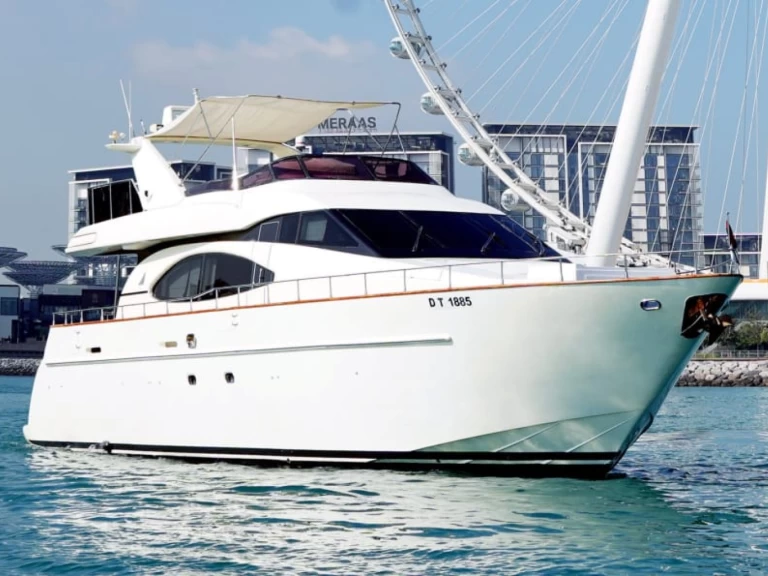 YachtCharter in Dubai Marina - Azimut Azimut 80 auf SamBoat