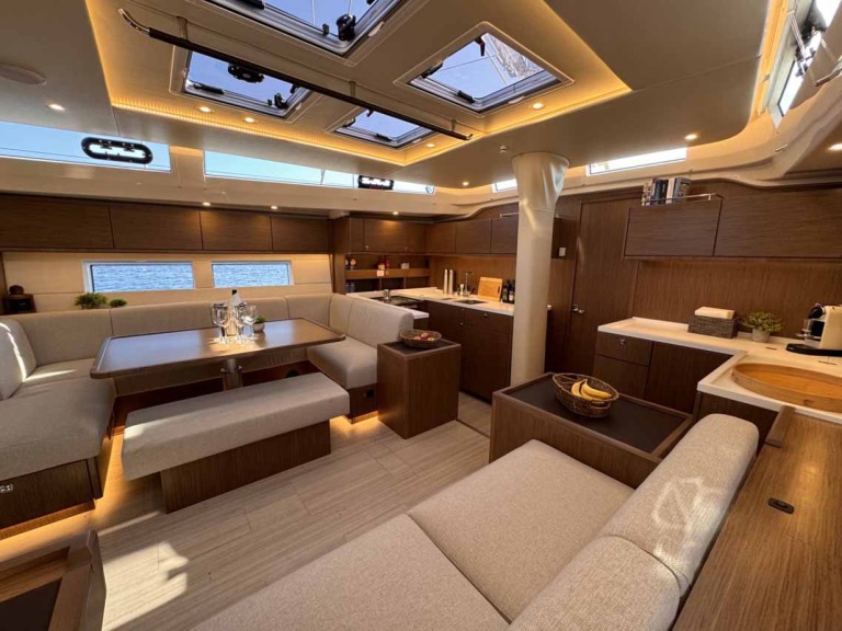 YachtCharter in Trogir - Bavaria Bavaria C57 auf SamBoat