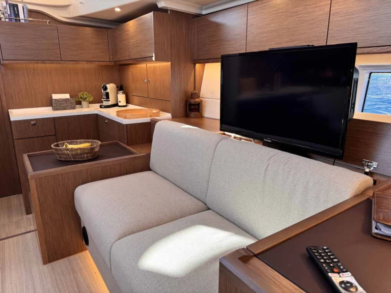 Ein Bavaria Bavaria C57 mieten in Trogir