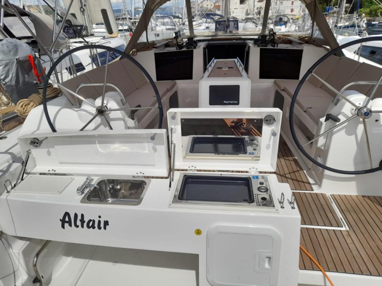 Segelboot mit oder ohne Skipper Dufour mieten in Murter-Kornati