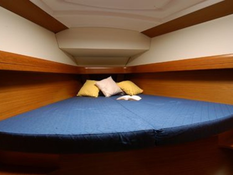 Ein Jeanneau Sun Odyssey 42i mieten in Deme of Volos