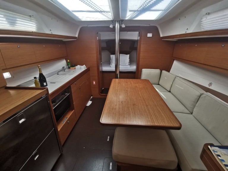 Bootsverleih Dufour Dufour 382 Grand Large Drage Samboat