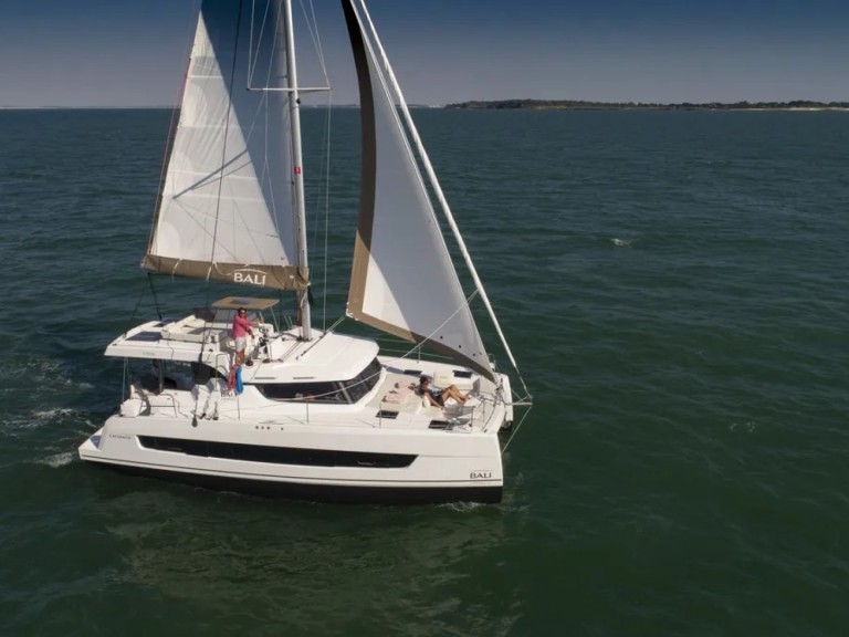 Bootsverleih Bali Catamarans Bali Catspace Voile Šibenik Samboat