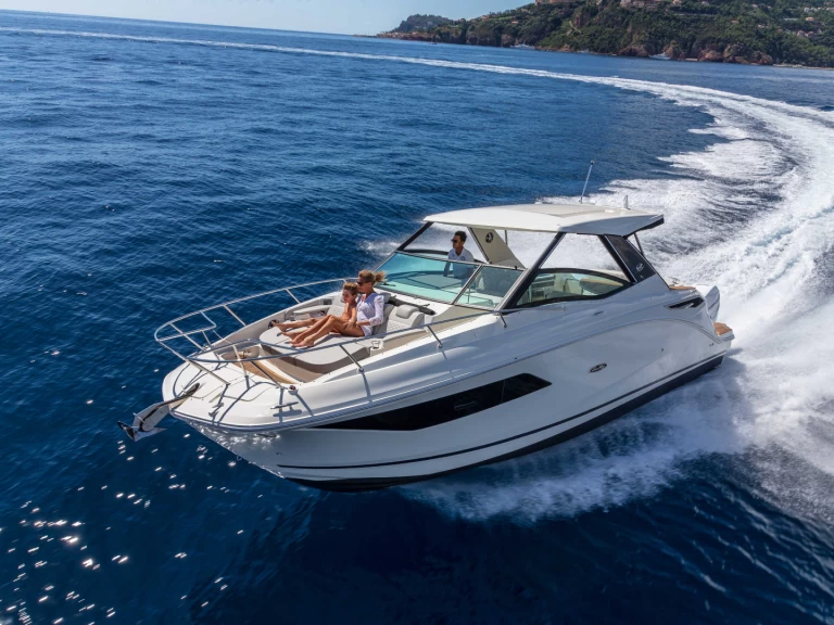 Motorboot mieten in Ayia Napa zum besten Preis