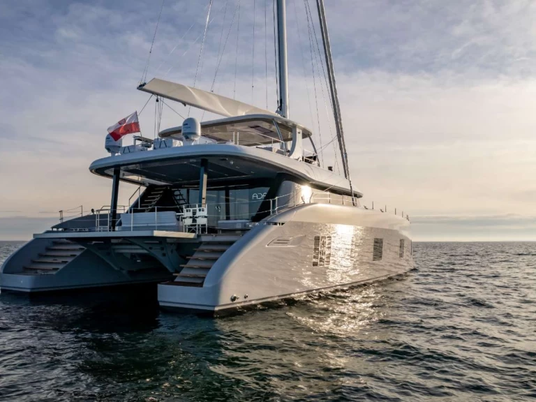 Yacht mieten in Glossy - Sunreef ENTRE4