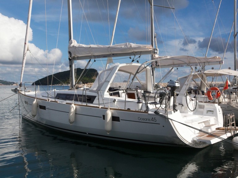 YachtCharter in Tivat - Bénéteau Oceanis 45 auf SamBoat
