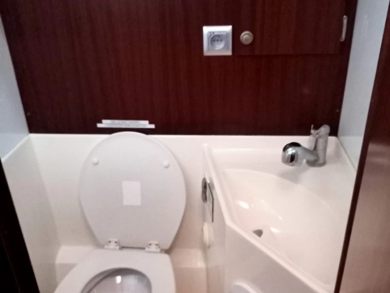 Boot mieten Danzig günstig Delphia 47