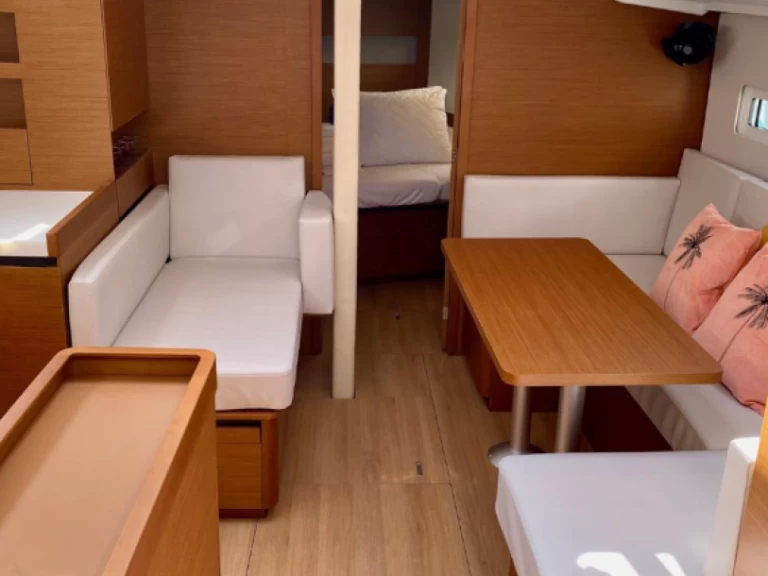 Vermietung Segelboot Jeanneau mit Führerschein