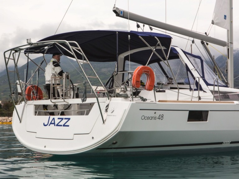 Bénéteau Oceanis 48 mieten Tivat