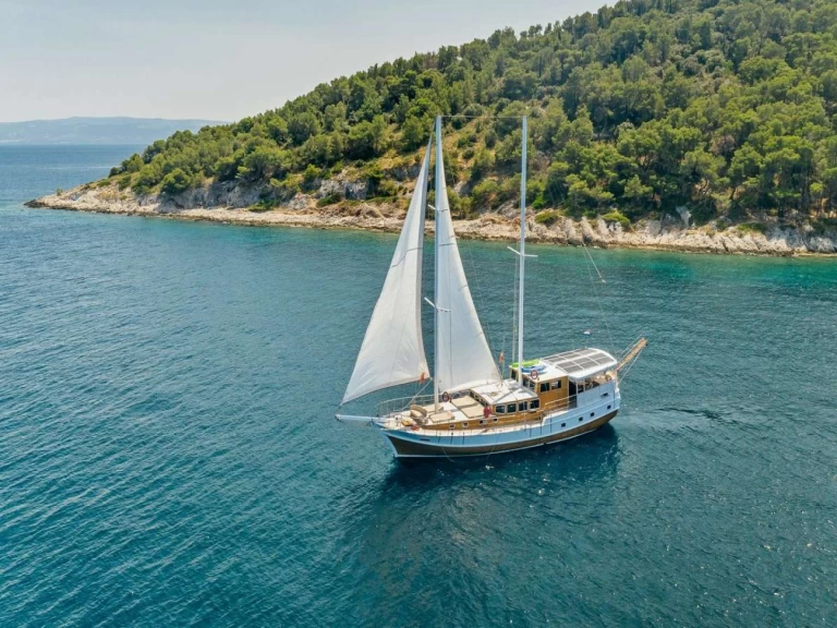 Yacht mieten in Kaštel Gomilica - Custom SOLE