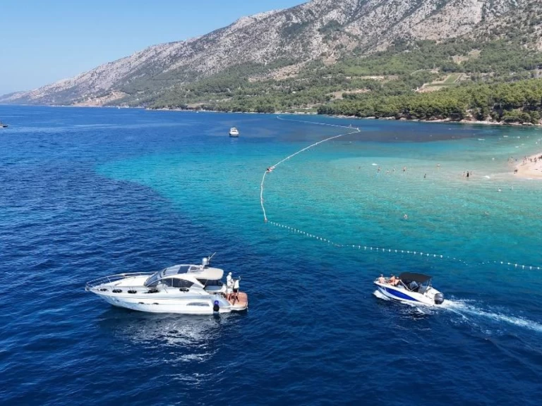 Ein Mirakul 40 mieten in Split