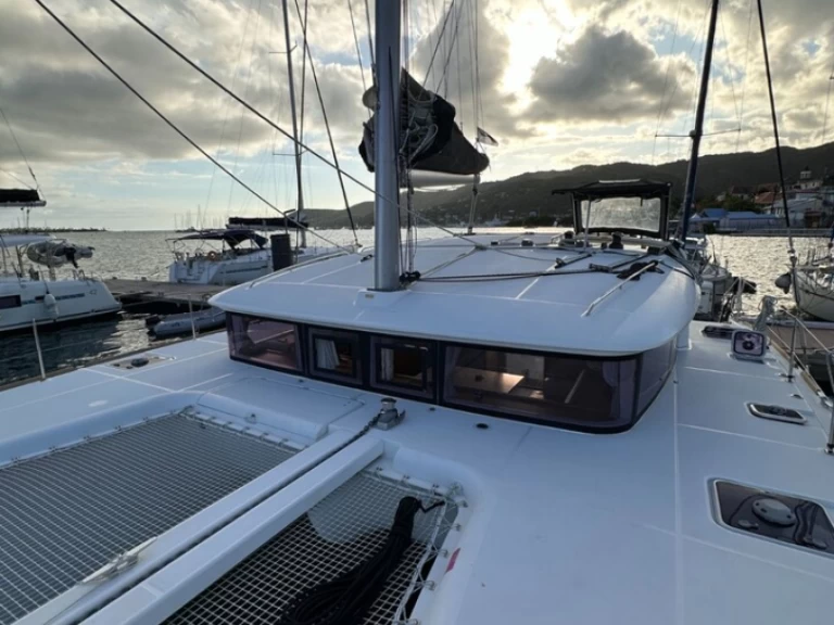 Katamaran mieten in Sliema - Lagoon Lagoon 400 S2