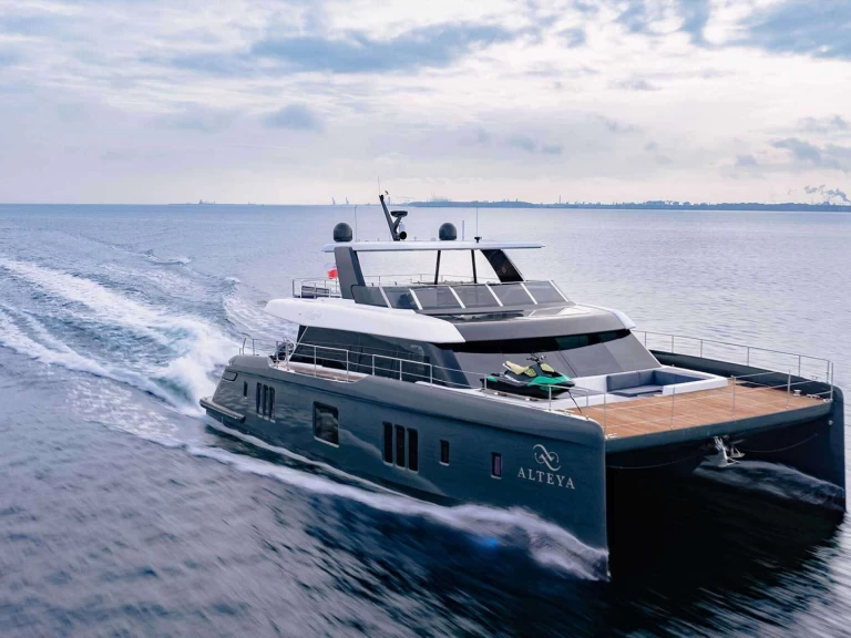 Vermietung Yacht Sunreef mit Führerschein