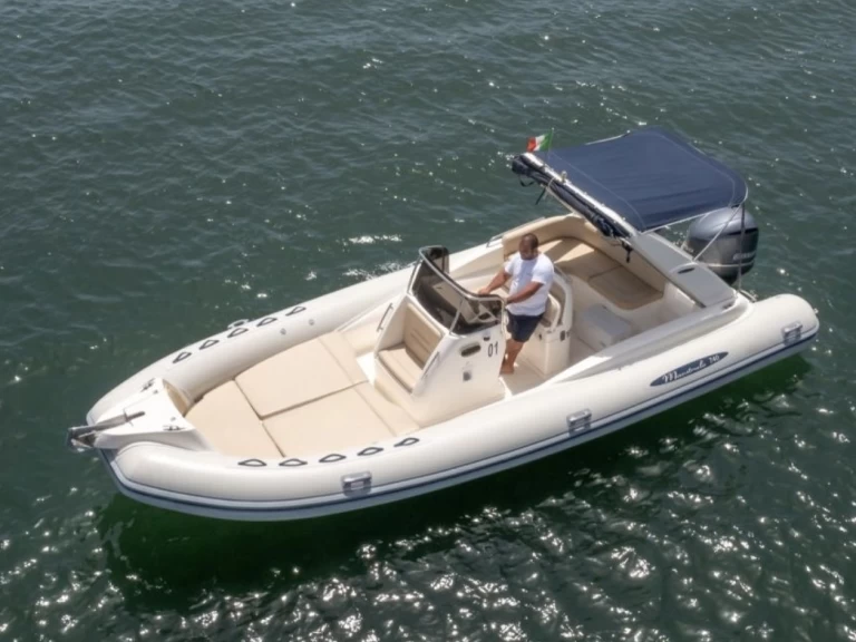 Schlauchboot mieten in Porto di Mergellina zum besten Preis