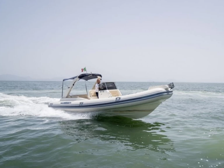 Ein Maestrale Boat Srl Maestrale 740 mieten in Porto di Mergellina