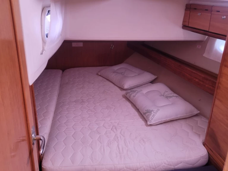 Bavaria Cruiser 46 mieten Lefkáda