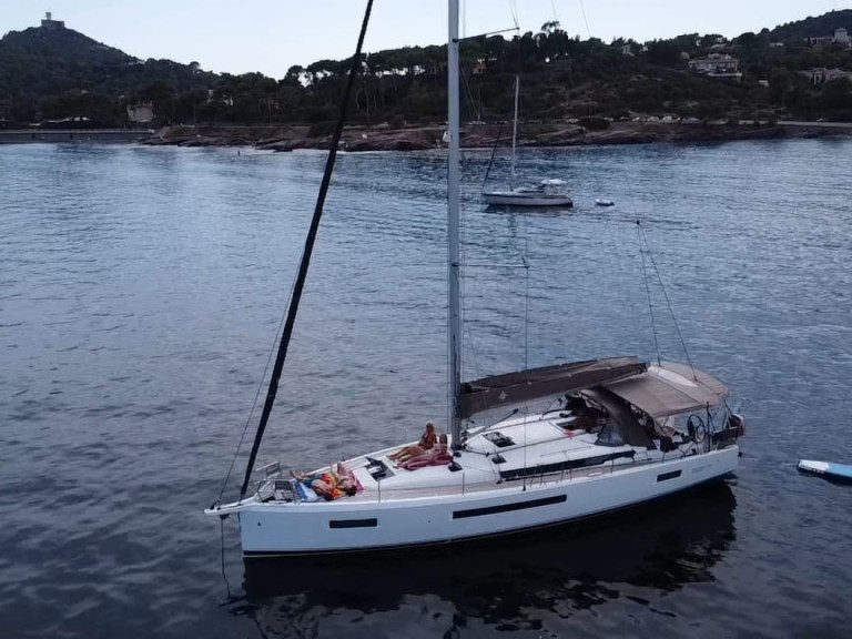 Segelboot mieten in Bormes-les-Mimosas - Jeanneau SUN ODYSSEY 490 PERFORMANCE