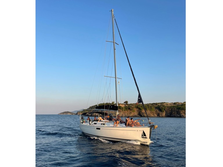 Bootsverleih Dufour Dufour 385 Grand Large Nikiána Samboat