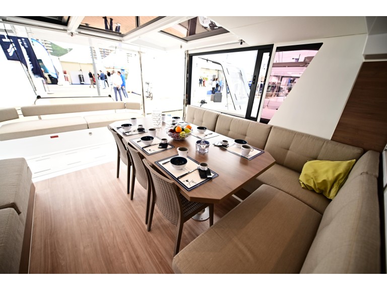 Katamaran mit oder ohne Skipper Bali Catamarans mieten in Salerno