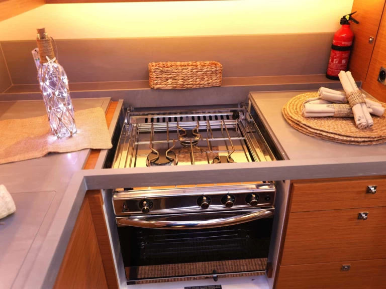 Ein Dufour Dufour 470 mieten in Marsala