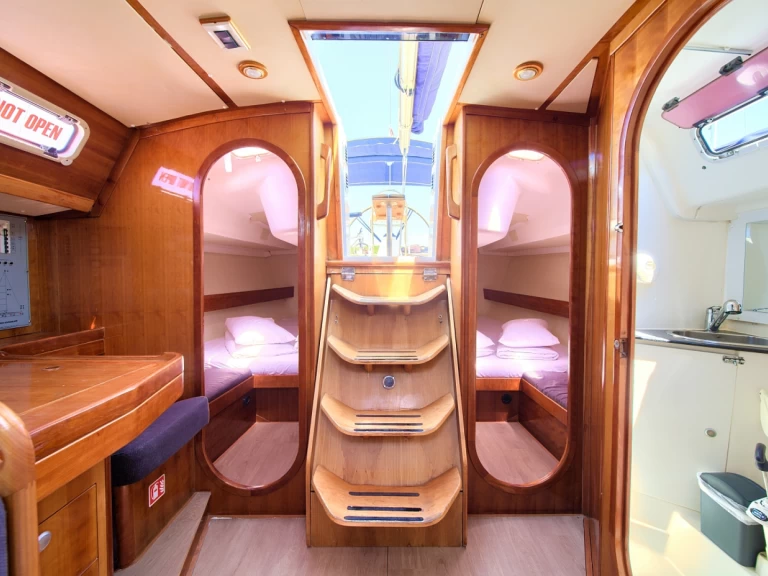 Vermietung Segelboot Salona mit Führerschein