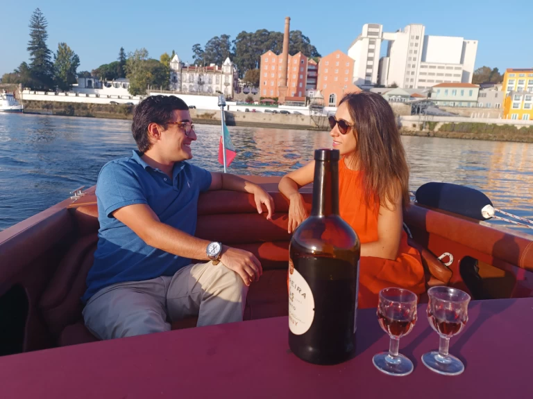 Ein Riva Riviera 16 mieten in Porto